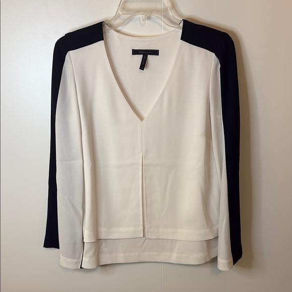 BCBGMaxAzria Cream V-Neck Top - Picture 1 of 7